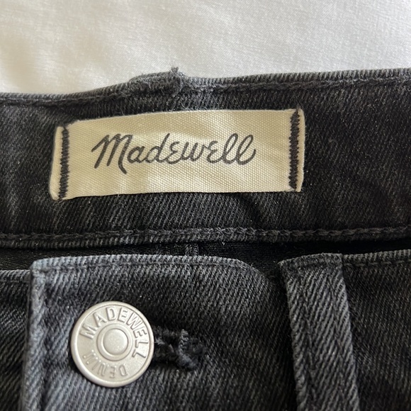 Madewell high rise short - Picture 3 of 4